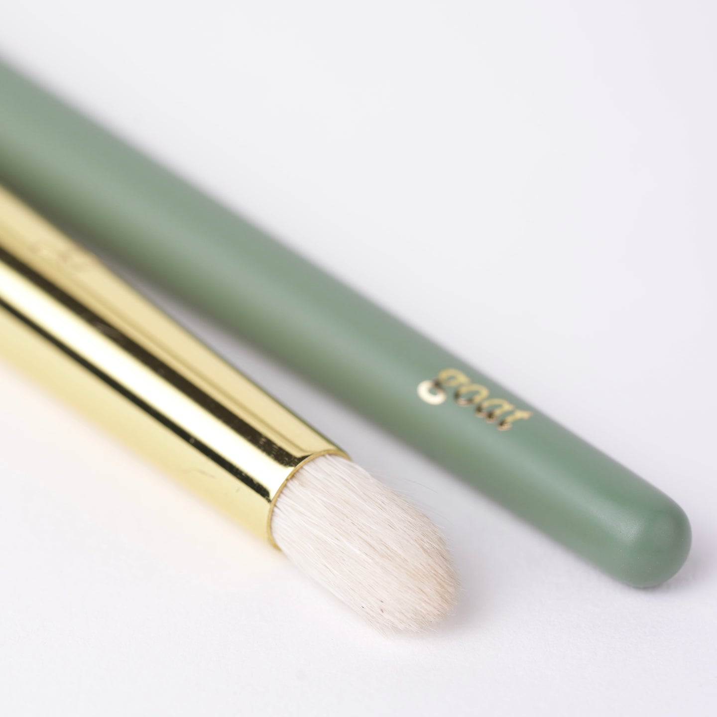 114R SMALL BLENDING BRUSH