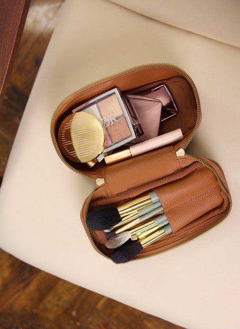 BROWN SMALL GENUINE LEATHER MAKEUP BAG