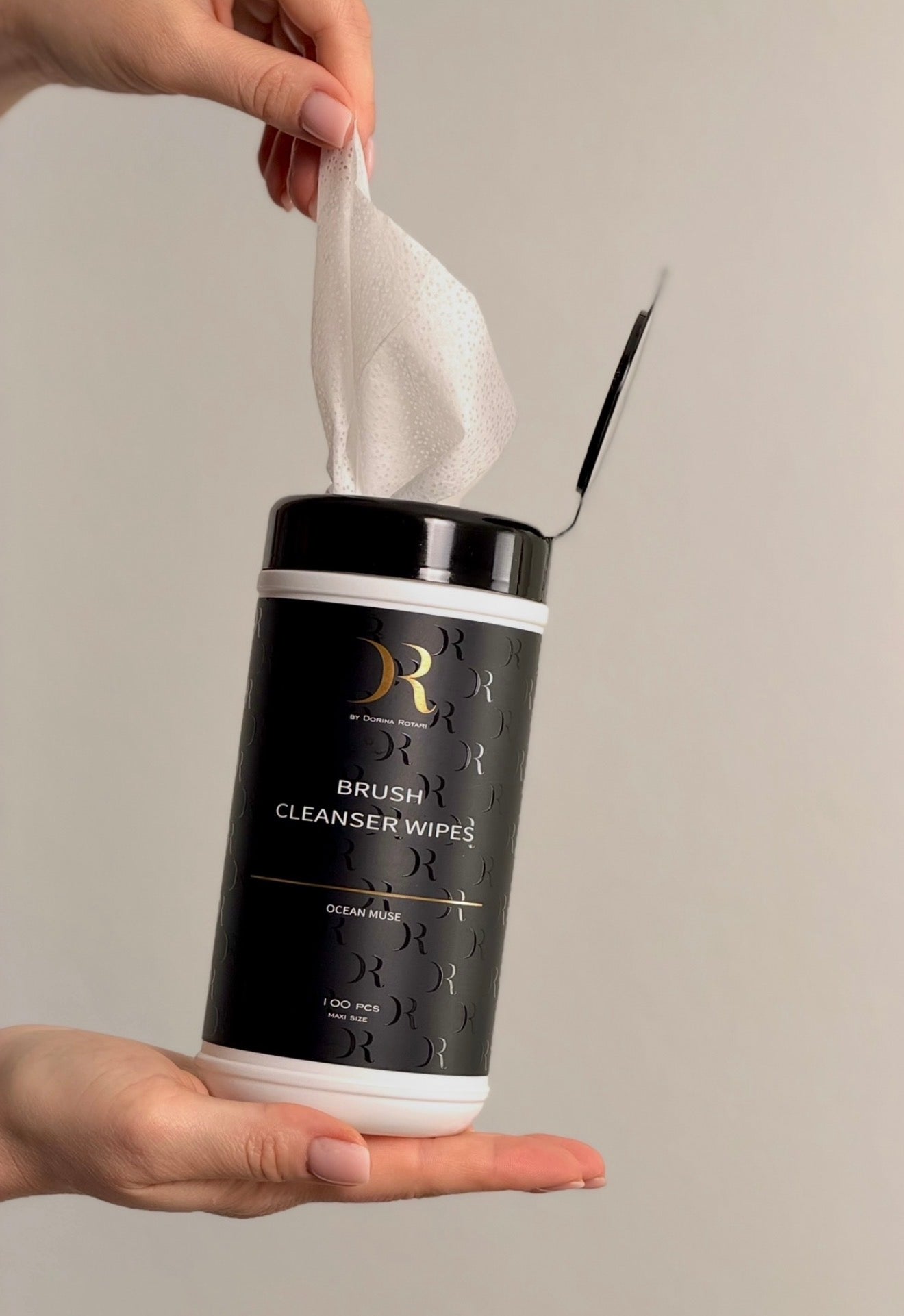 MAKEUP BRUSH CLEANSERS