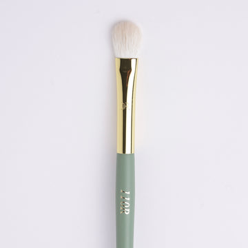 110R CUT CREASE BLENDING BRUSH