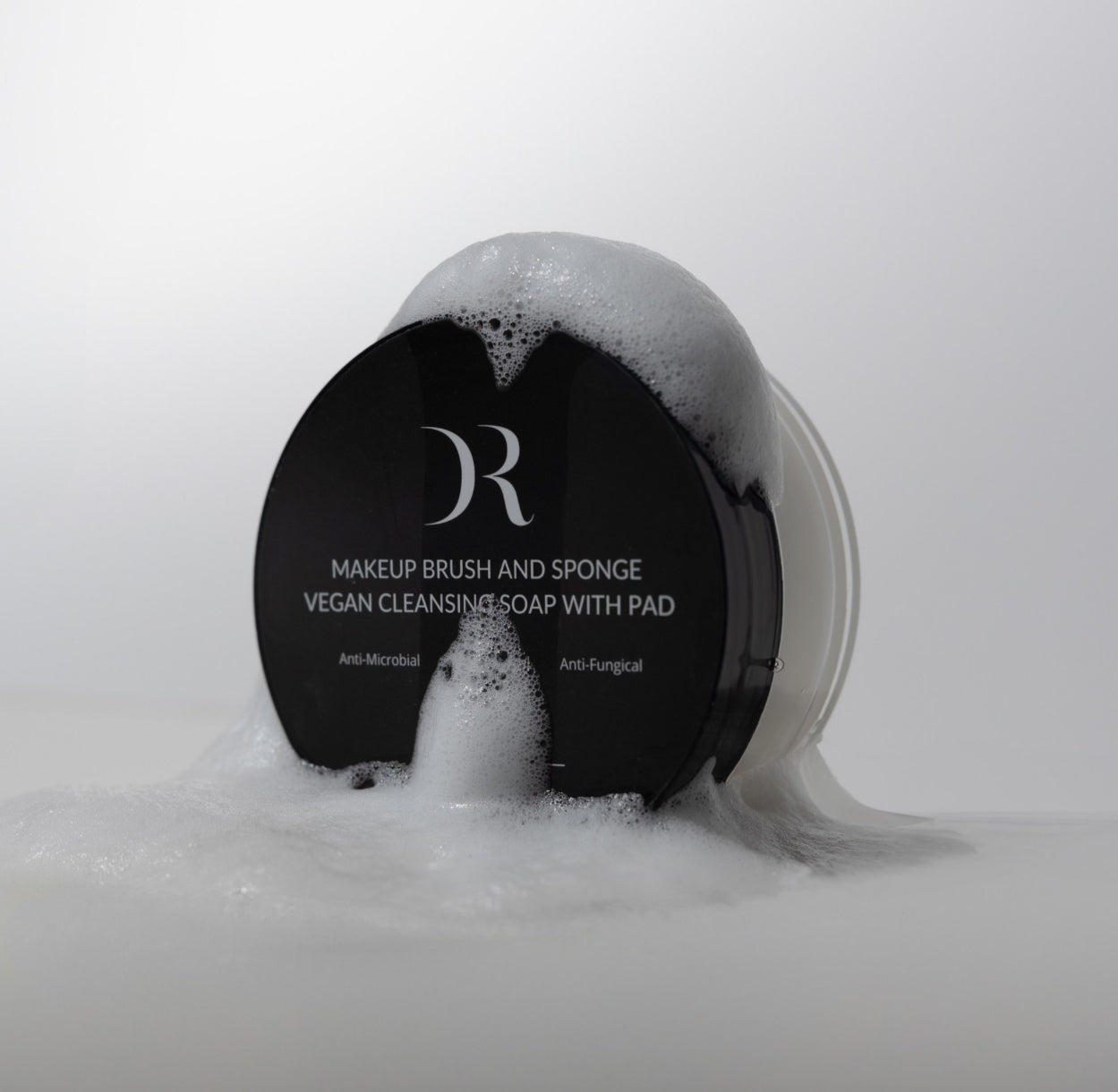 ANTIBACTERIAL VEGAN MAKEUP BRUSH CLEANSING SOAP