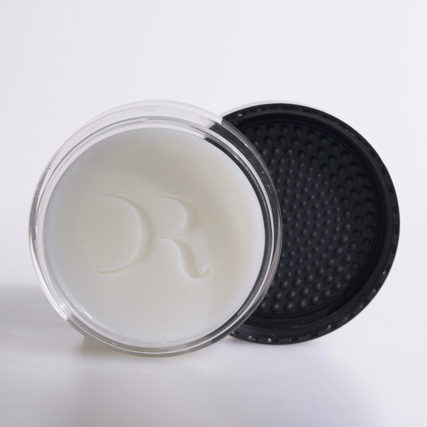 ANTIBACTERIAL VEGAN MAKEUP BRUSH AND COSMETIC PERFUMED CLEANSING SOAP