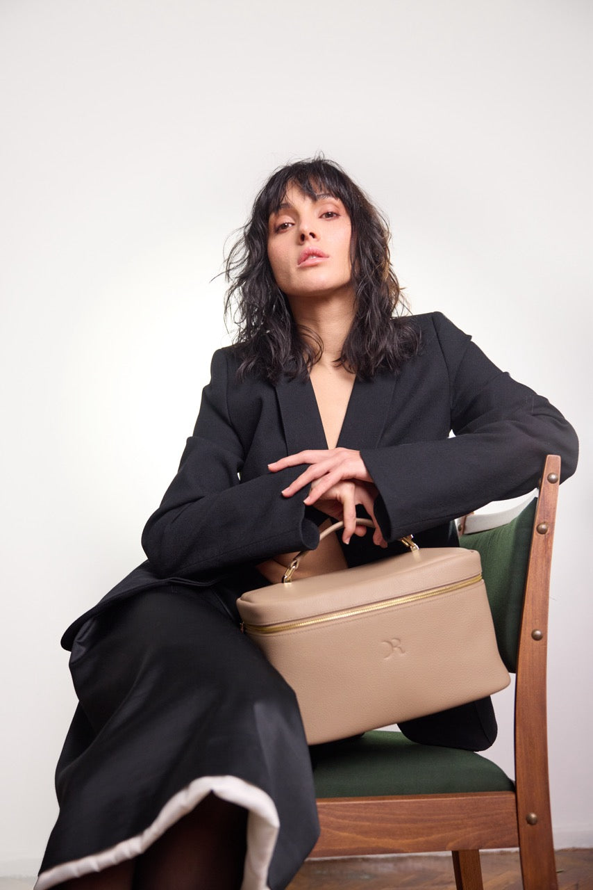 GENUINE LEATHER LARGE MAKEUP BAG