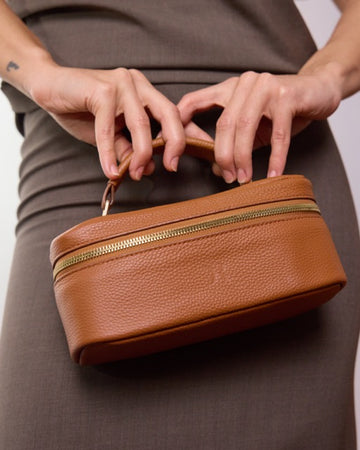 BROWN SMALL GENUINE LEATHER MAKEUP BAG